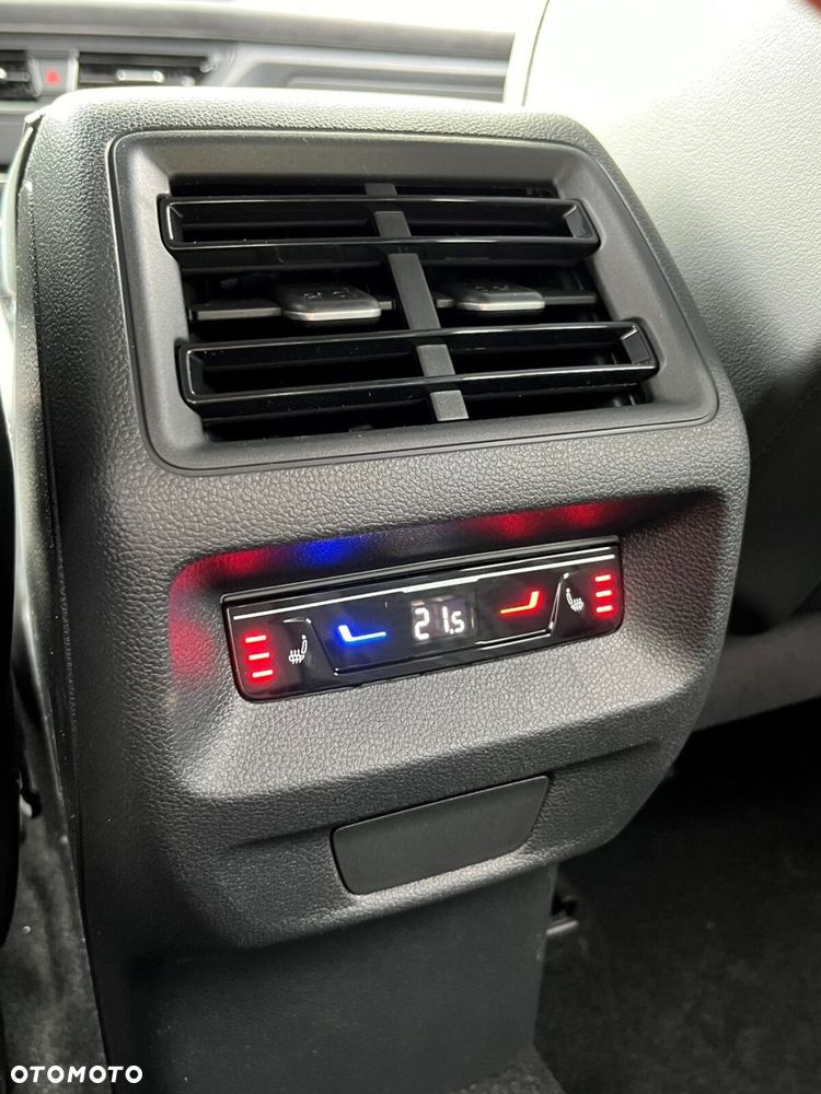 Volkswagen Tiguan - 12