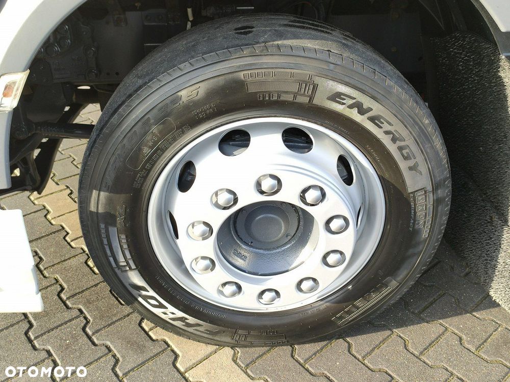 DAF XF 106.460 Euro 6 LowDeck Mega - 36