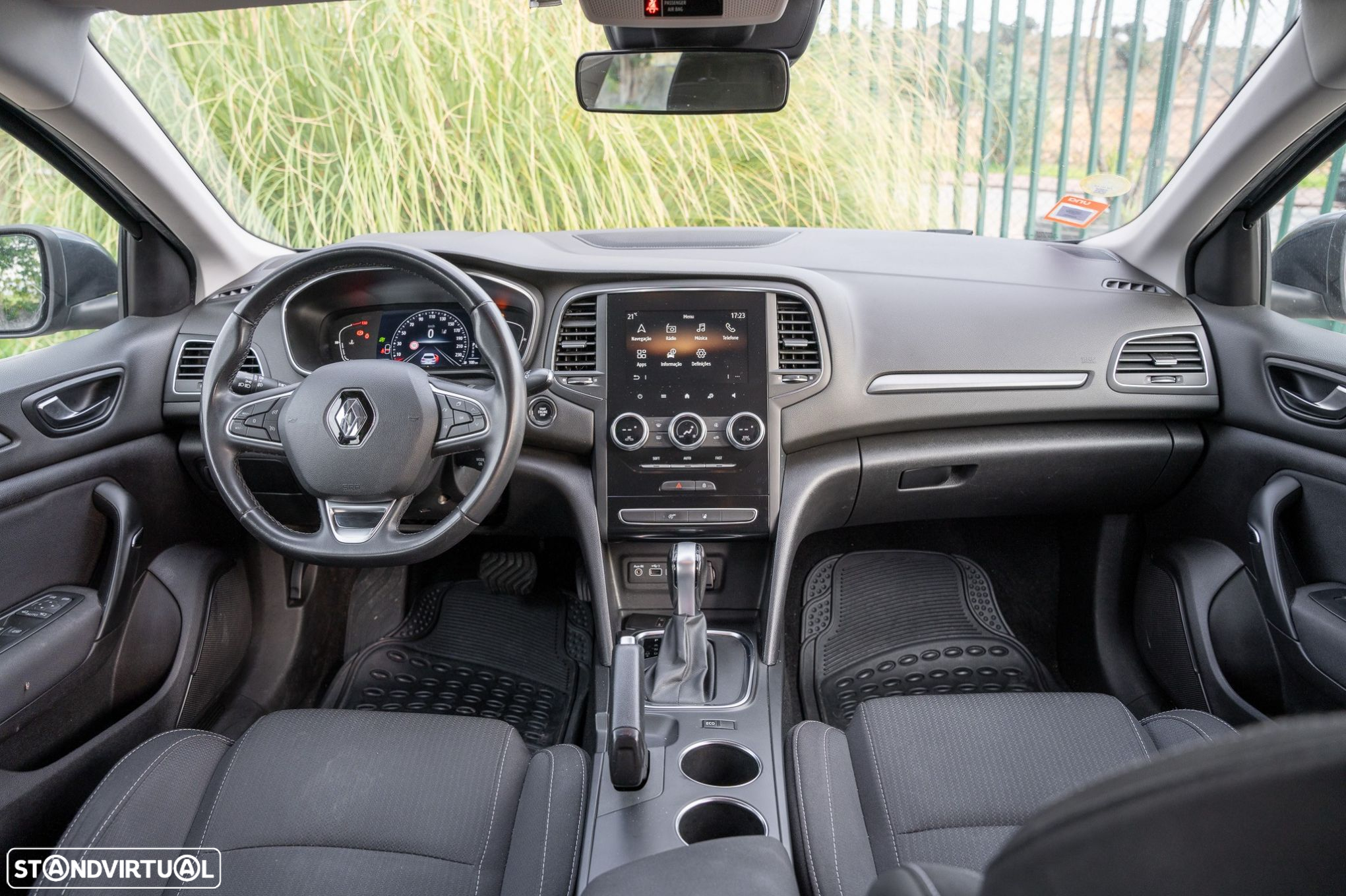 Renault Mégane 1.5 Blue dCi Limited EDC - 5