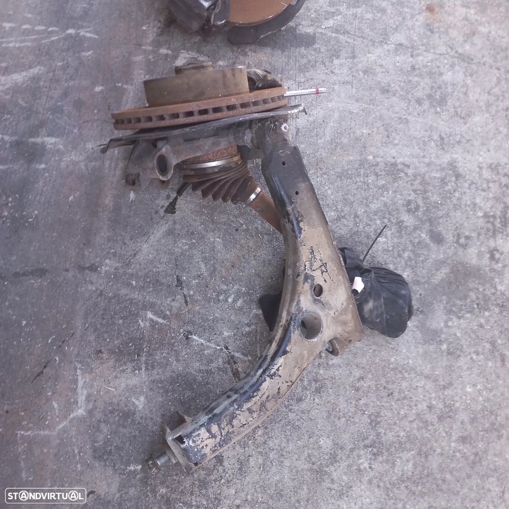 Para choques tras e farol vw golf 5 - 4