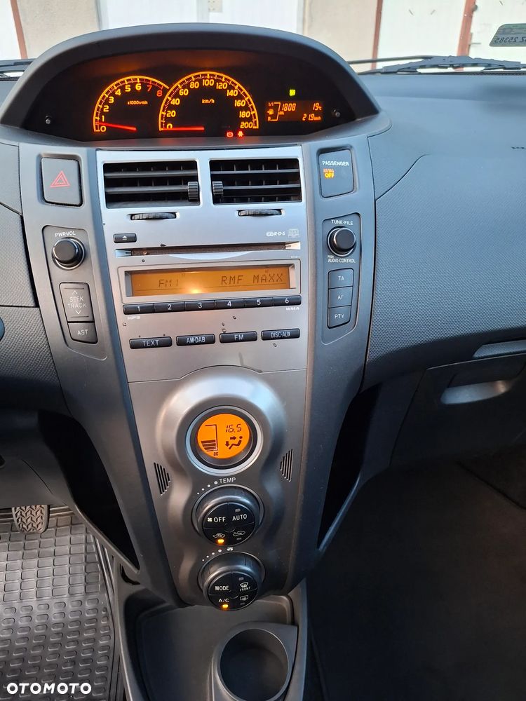 Toyota Yaris 1.33 Luna Start - 25