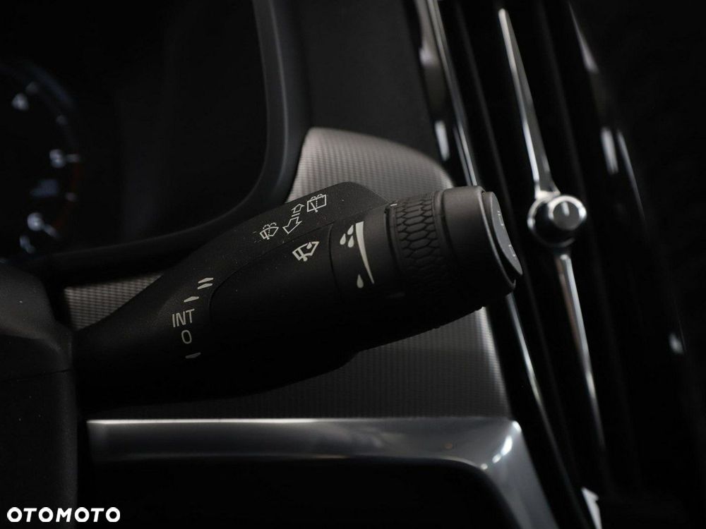 Volvo V90 D4 AWD Inscription - 33