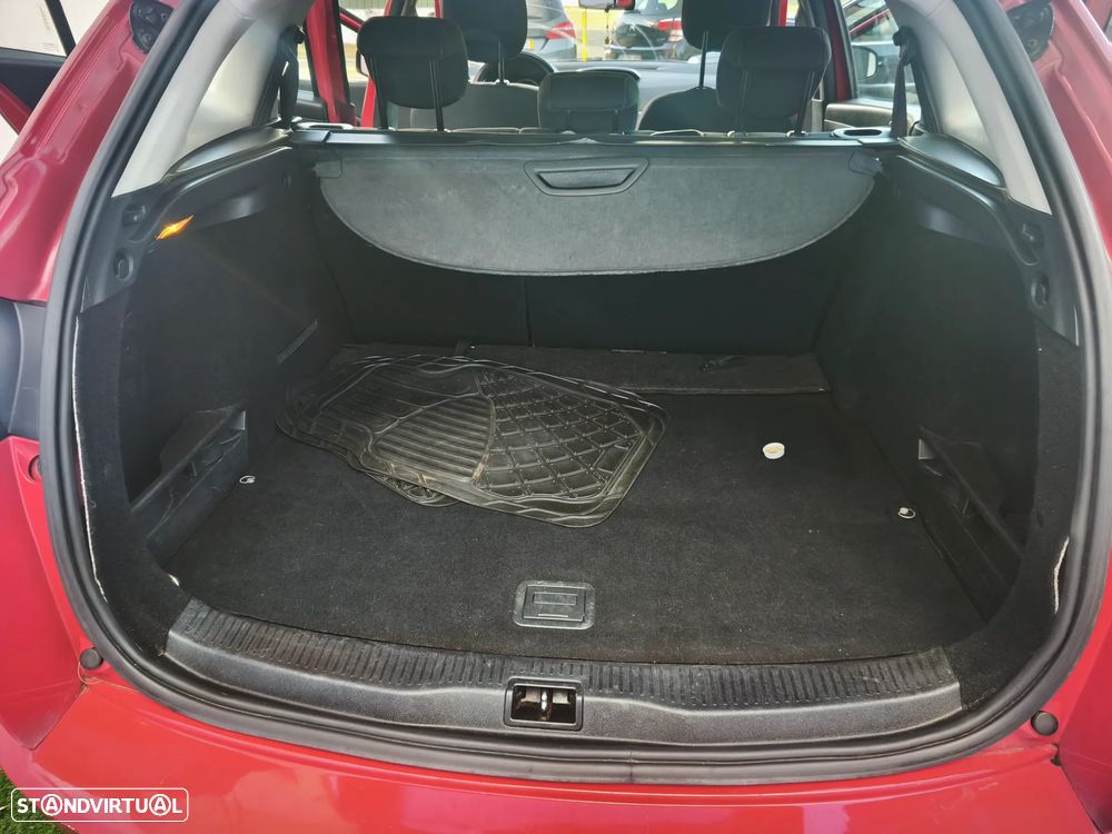 Renault Mégane Sport Tourer 1.5 dCi Dynamique - 28