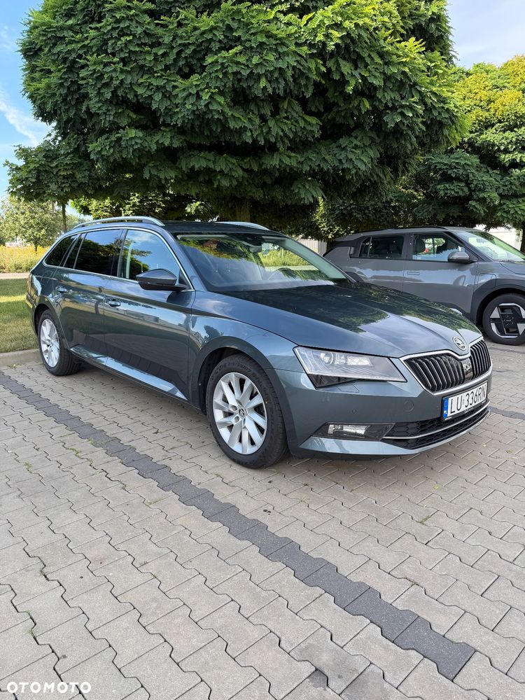 Skoda Superb 2.0 TDI Ambition - 1