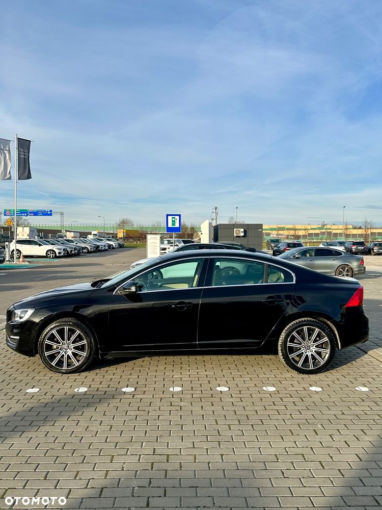 Volvo S60 T5 AWD Geartronic - 3