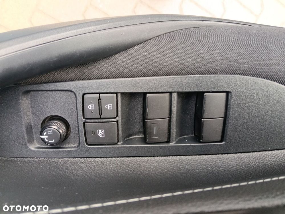 Toyota Corolla 1.2 T Active - 17