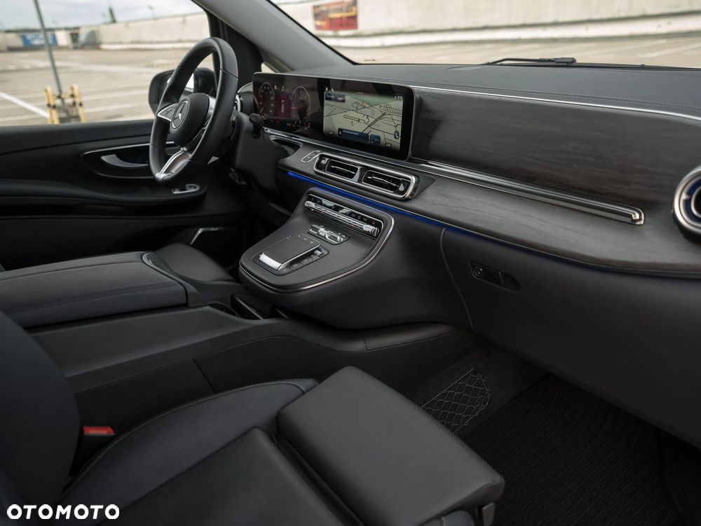 Mercedes-Benz Klasa V 250 d 4-Matic 9G-Tronic Exclusive (długi) - 24