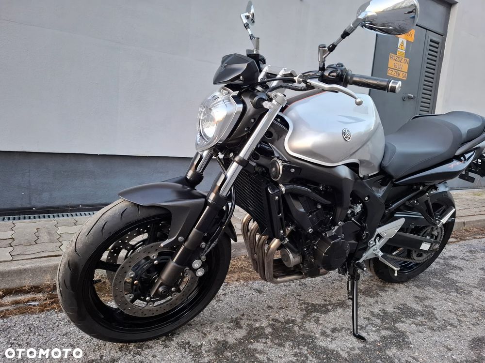 Yamaha FZ6 - 5