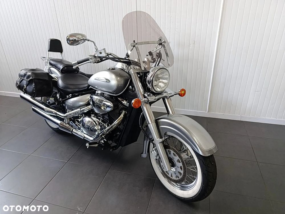 Suzuki VL 800 Volusia - 16