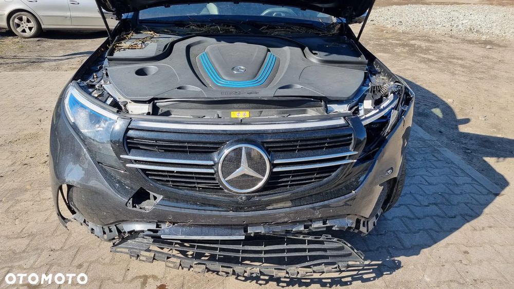 Mercedes-Benz EQC 400 4Matic Service+ AMG Line - 13