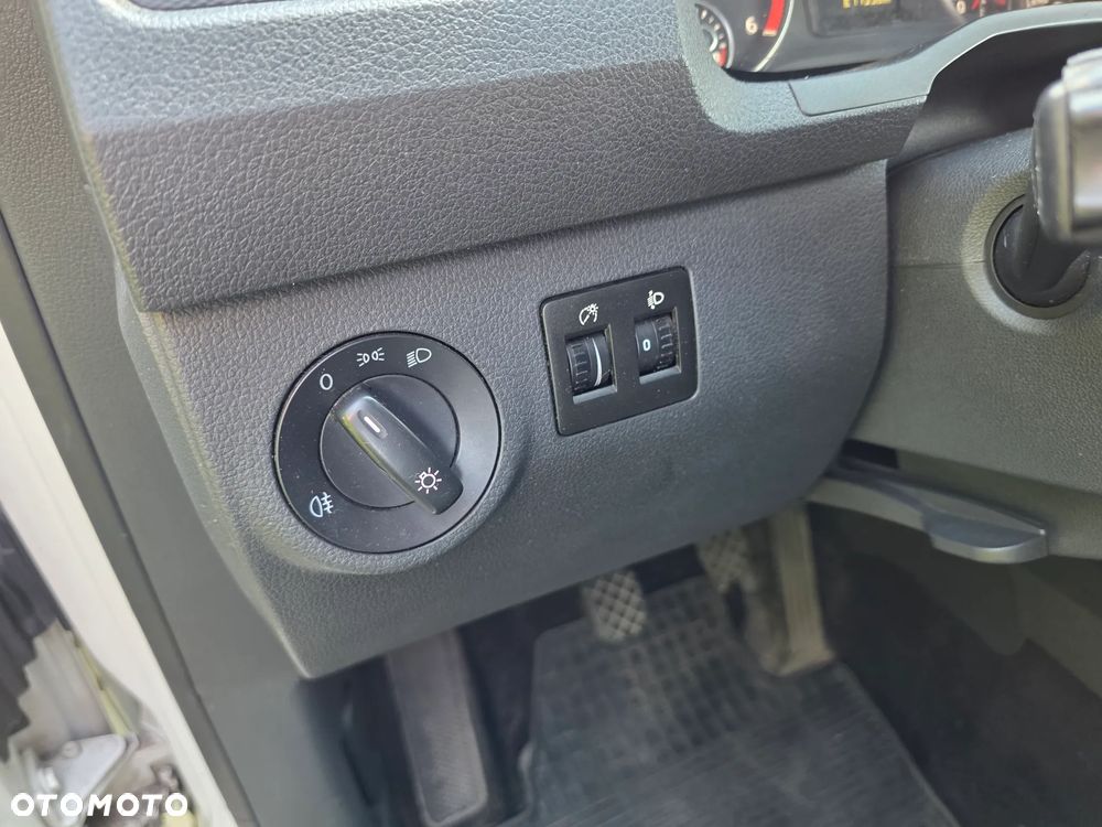 Volkswagen CADDY - 23