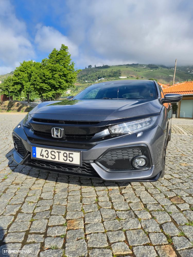 Honda Civic 1.5 i-VTEC Sport Plus - 3