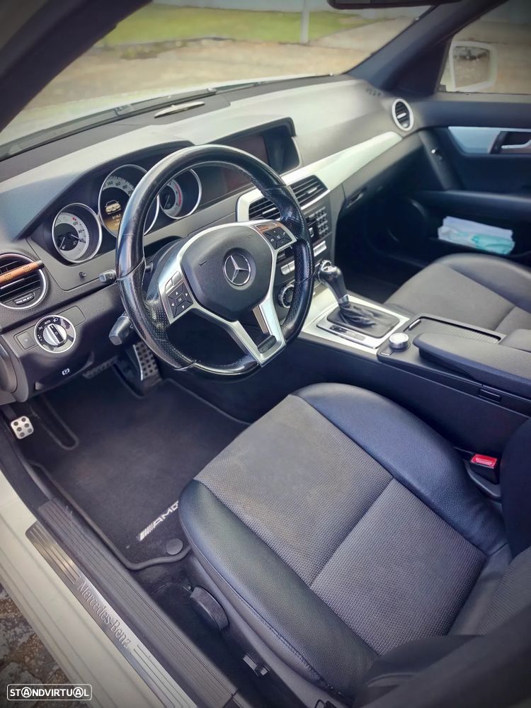 Mercedes-Benz C 220 (BlueTEC) d 7G-TRONIC AMG Line - 12