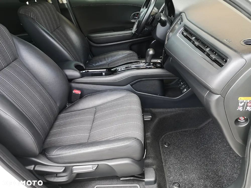 Honda HR-V 1.5 i-VTEC CVT Executive - 35