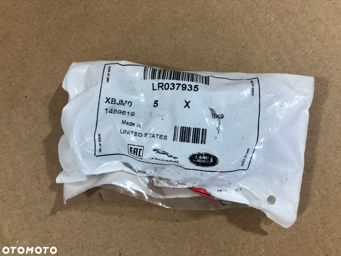 LAND ROVER ŚRUBA OSŁONY PRZECIWBRYZGOWEJ LR037935 - 2