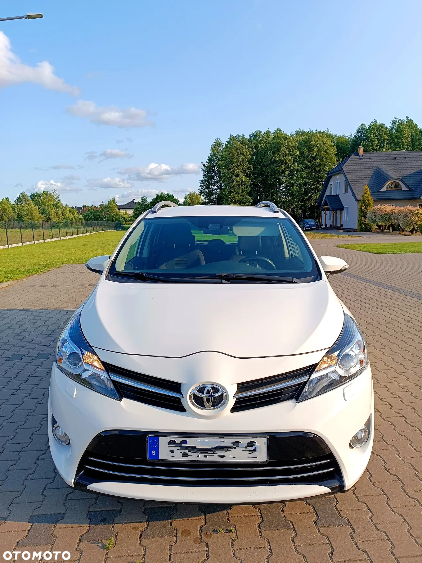 Toyota Verso 1.8 Prestige 7os - 3