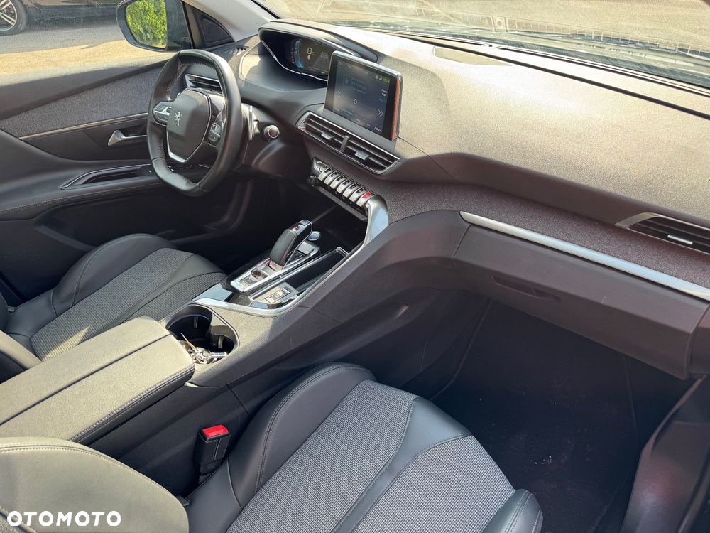 Peugeot 3008 225 e-EAT8 Allure Pack - 9