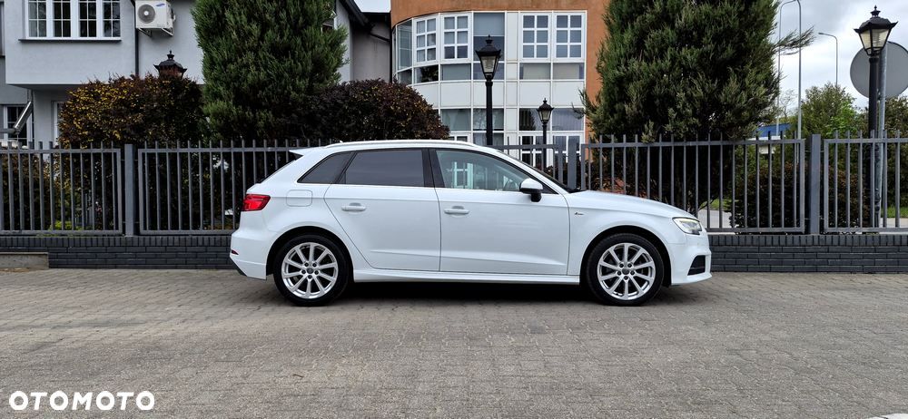 Audi A3 Sportback 2.0 TDI (clean diesel) S tronic S line Sportpaket - 5