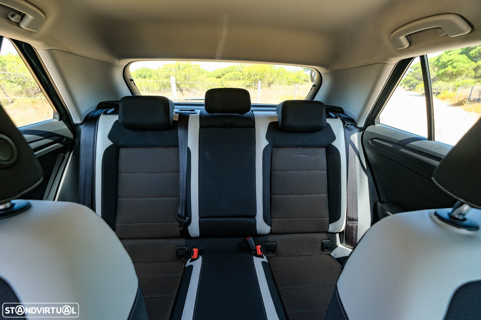 VW T-Roc 1.5 TSI Sport DSG - 16