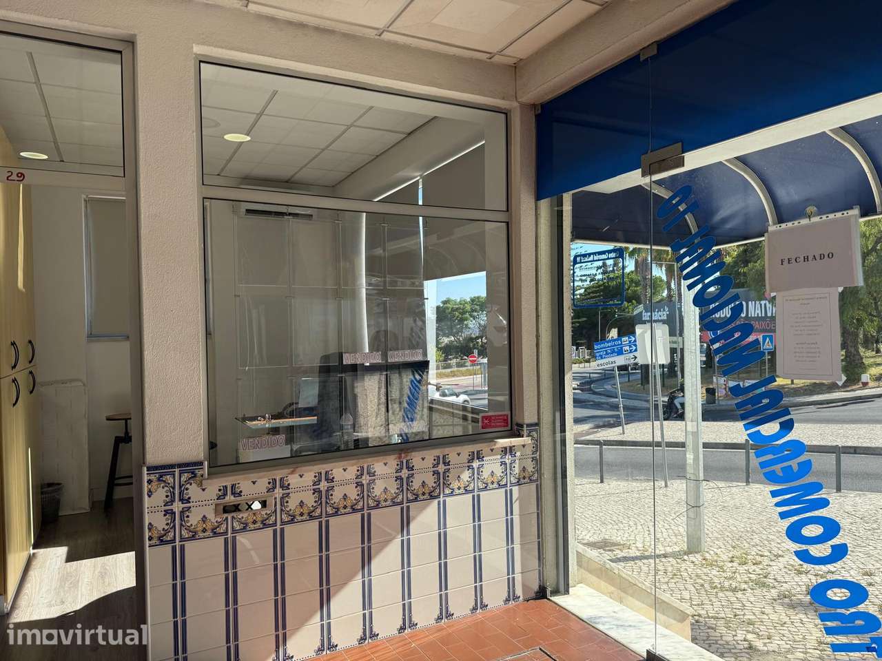 VENDE-SE LOJA BEM LOCALIZADA,  MONTRA PANORAMICA JUNTO NACIONAL 10 - Grande imagem: 5/13