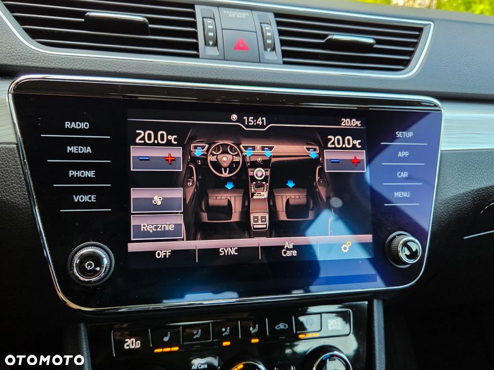 Skoda Superb 2.0 TSI Ambition DSG - 21