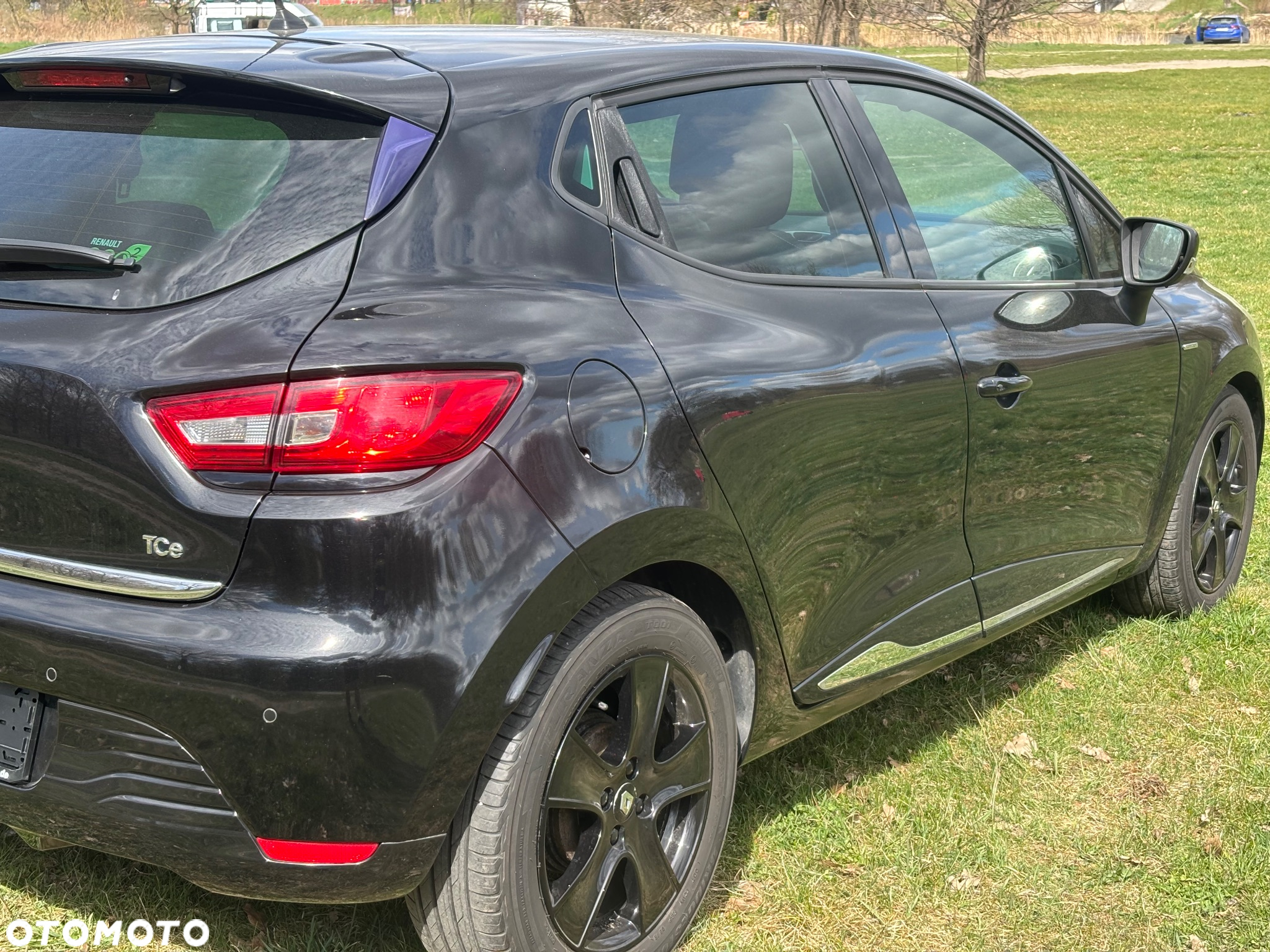 Renault Clio TCe 90 Limited - 16