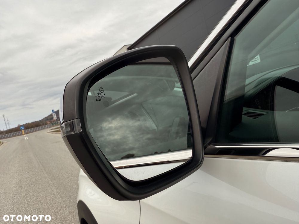 Peugeot 3008 1.6 PureTech GPF Crossway S&S EAT8 - 17