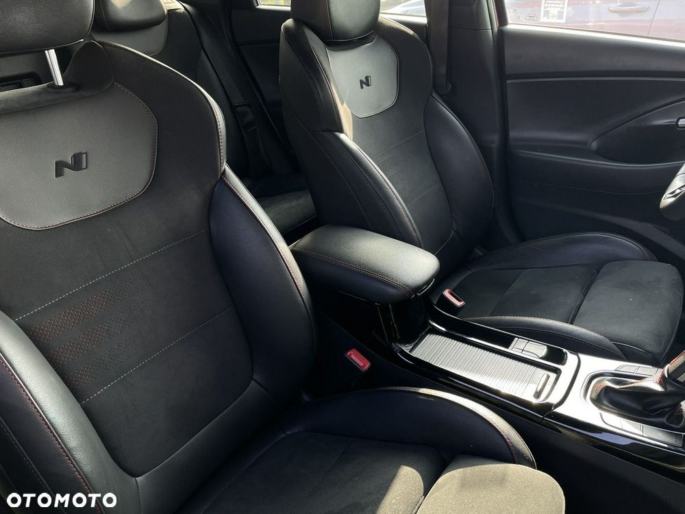 Hyundai i30 1.5 T-GDI 48V-Hybrid DCT N Line - 28