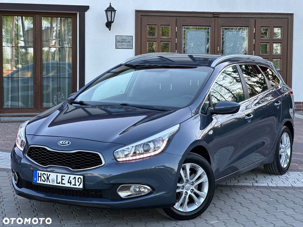 Kia Ceed 1.4 CVVT Dream-Team Edition - 3