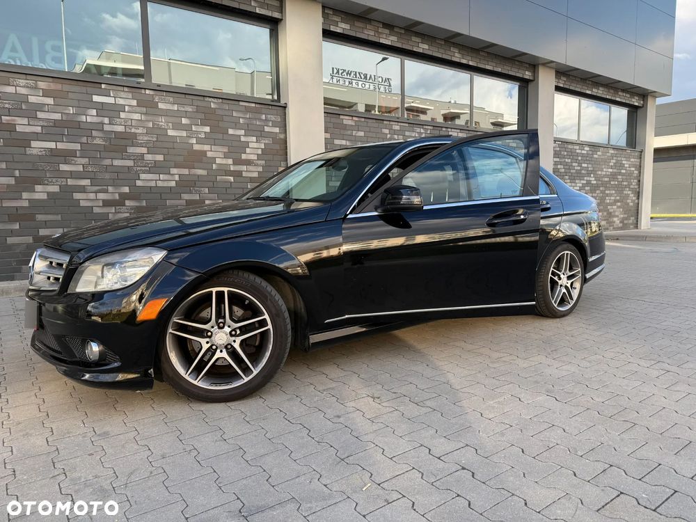 Mercedes-Benz Klasa C 300 4Matic 7G-TRONIC Elegance - 12