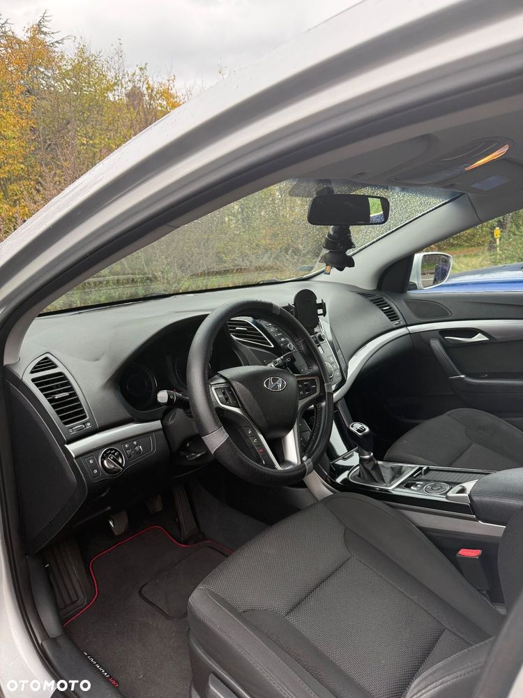 Hyundai i40 i40cw 1.7 CRDi blue Style - 7