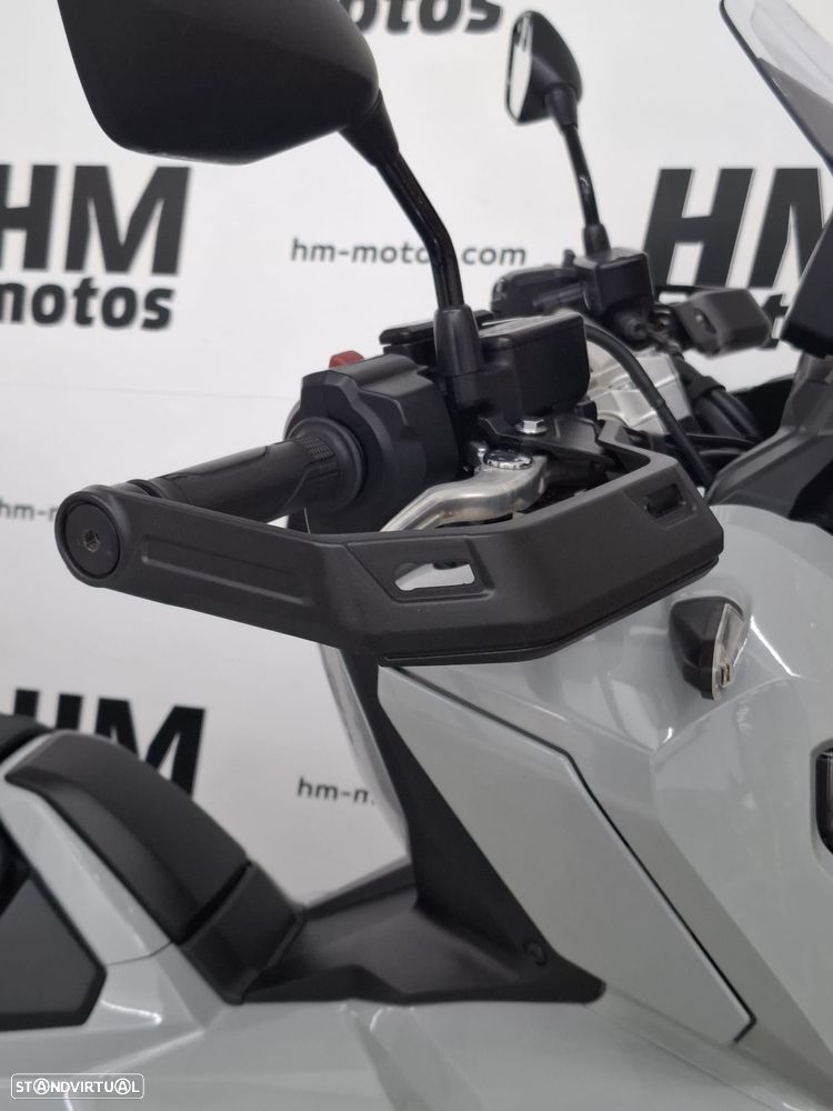 Honda X-ADV 750 - 16