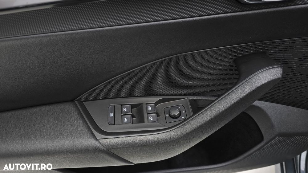 Skoda Octavia 2.0 TDI DSG Ambition - 11