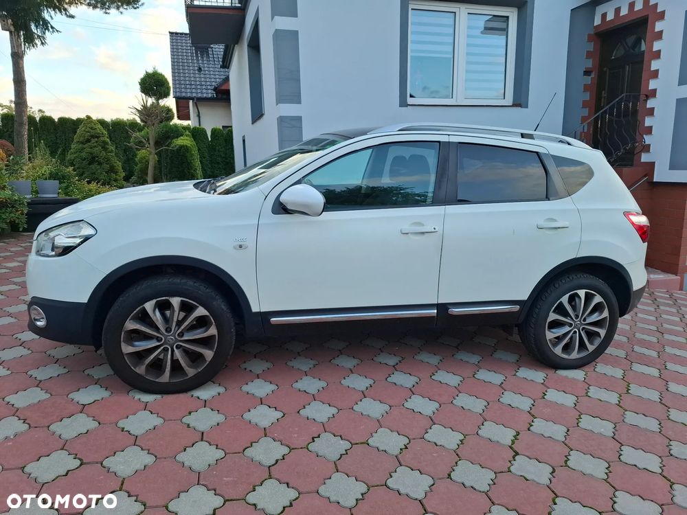 Nissan Qashqai 2.0 4x4 tekna - 9