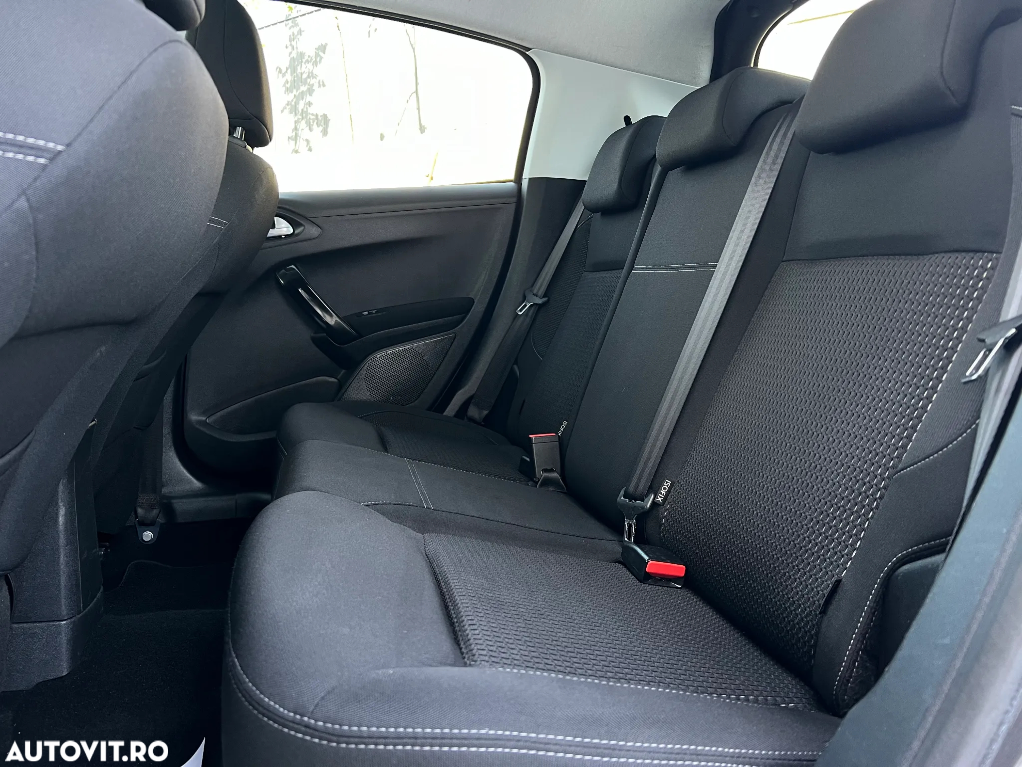 Peugeot 208 PureTech 110 Stop & Start EAT6 Allure - 7