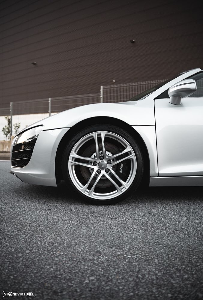 Audi R8 Spyder 4.2 FSI quattro R tronic - 37