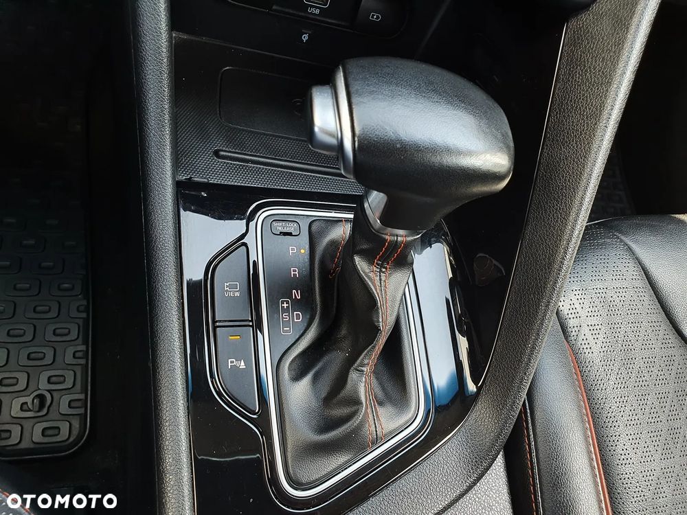 Kia Niro 1.6 GDI Hybrid XL - 19