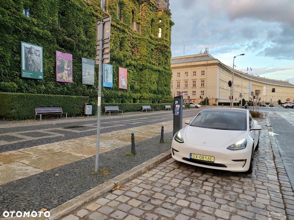 Tesla Model 3 - 26