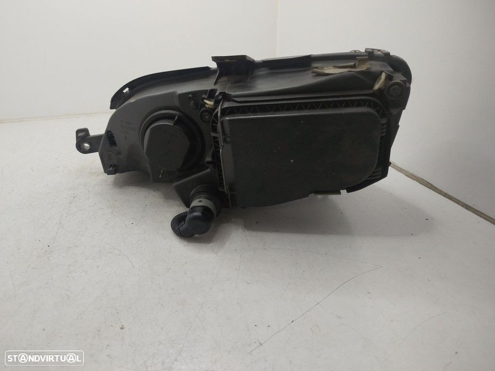 Farol/ Otica Dianteiro Dto Fiat Idea (350_) - 4