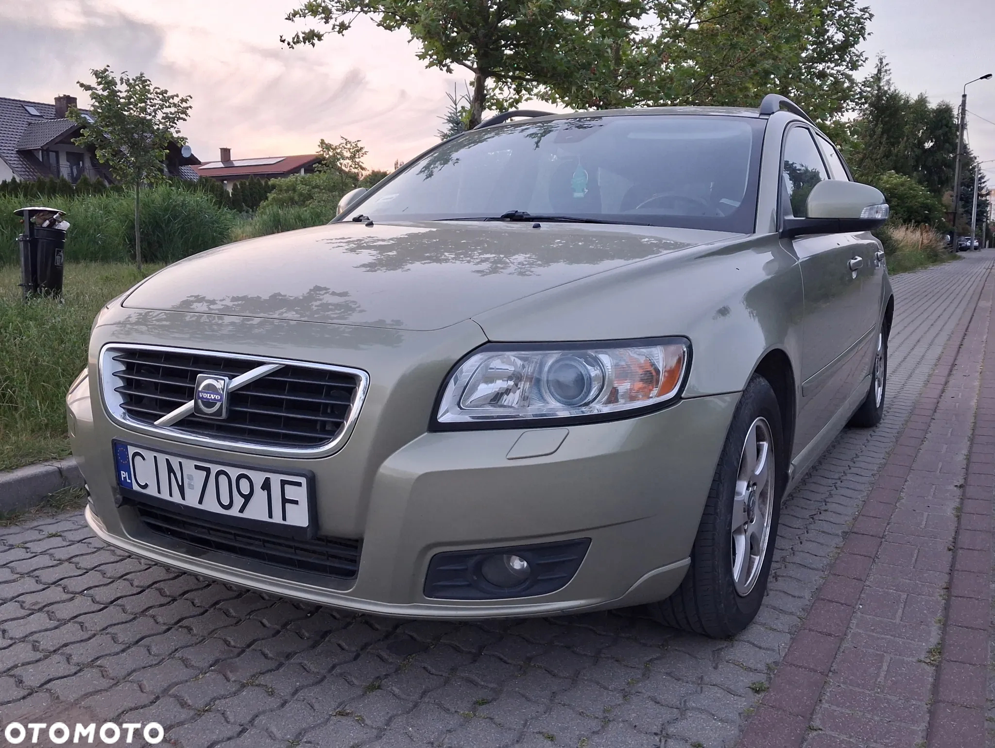 Volvo V50 1.6D DPF DRIVe Kinetic - 2
