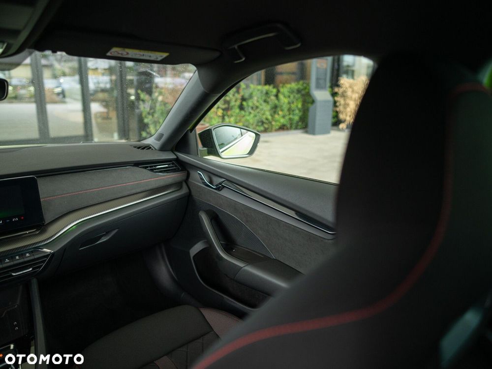 Skoda Octavia 2.0 TDI RS DSG - 19