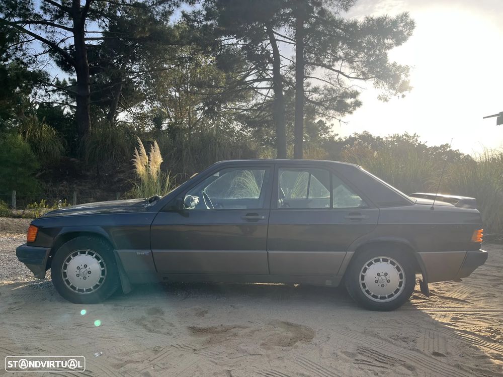 Mercedes-Benz 190 D 2.0 - 5