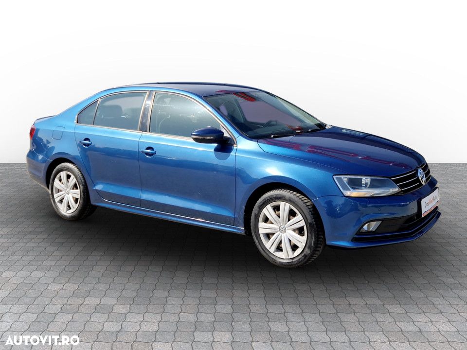 Volkswagen Jetta - 5