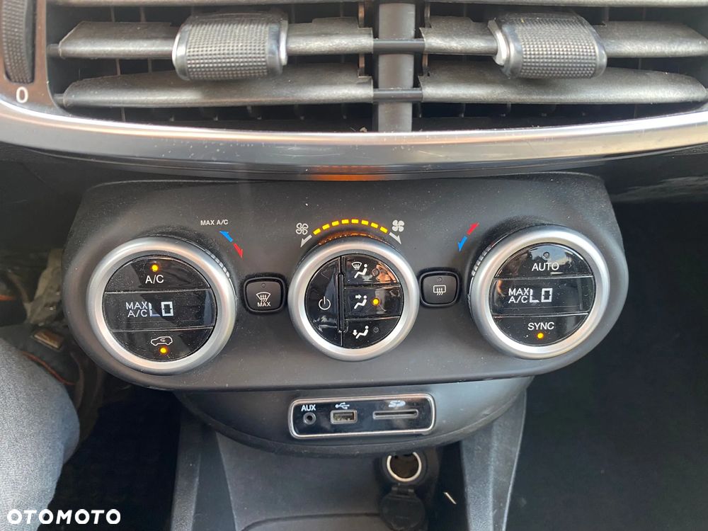 Fiat 500X 1.6 MultiJet 4x2 S&S Lounge - 26