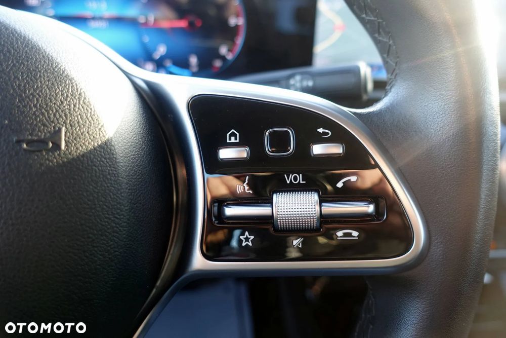 Mercedes-Benz Klasa A 180 d 7G-DCT Progressive - 23