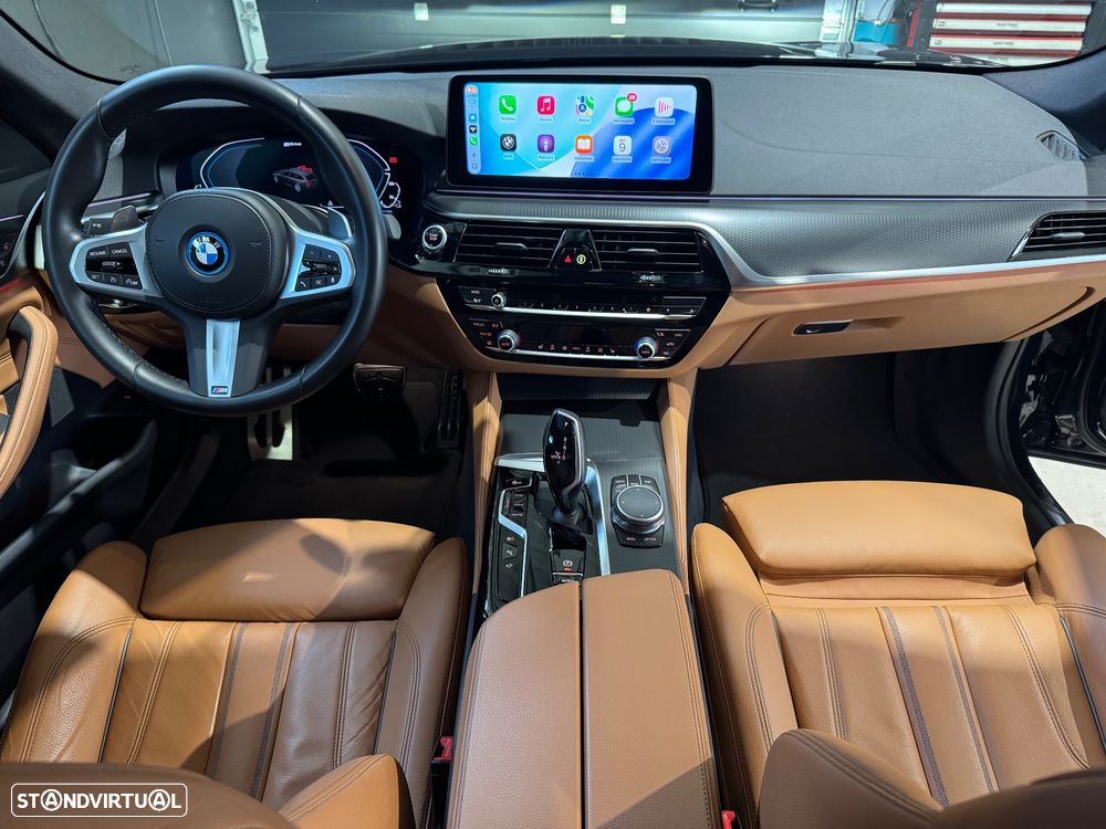 BMW 530 e Pack Desportivo M - 35