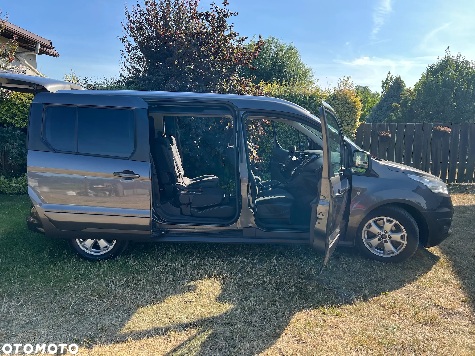 Ford Tourneo Connect Gr 1.5 TDCi Titanium PowerShift - 12