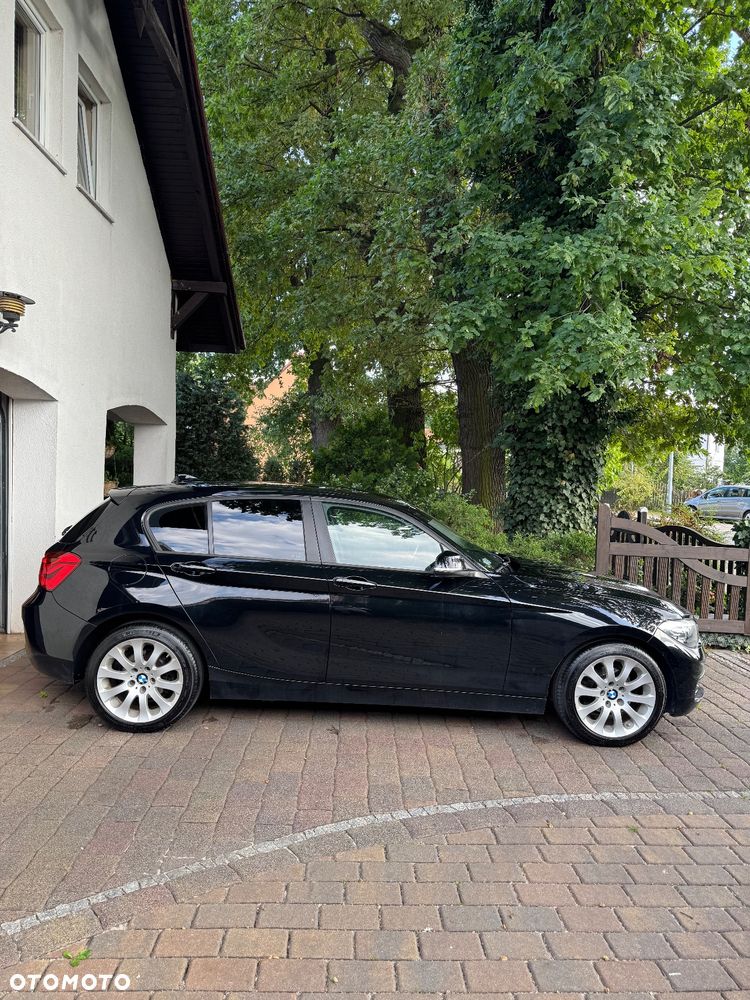 BMW Seria 1 116d - 2