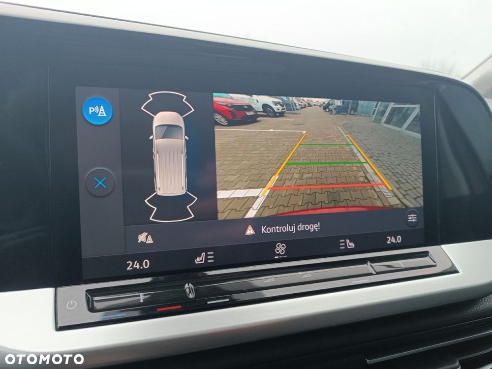 Ford Tourneo Connect Grand - 16