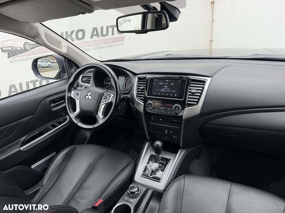 Mitsubishi L200 Double Cab 2.2 DI-D A/T Instyle - 11